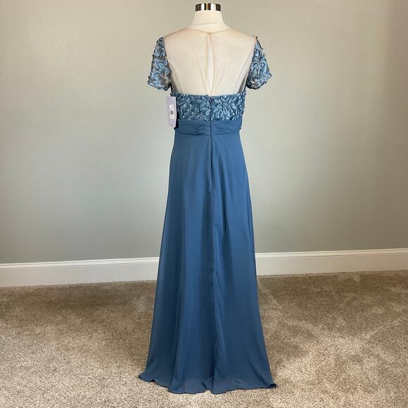 JS Collections Lace and Chiffon Evening Gown Blue Size 4 Short Sleeve Formal - Picture 2 of 13